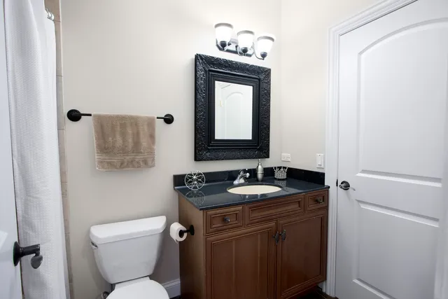 $600,000 | 215 North Hager Avenue, Barrington, IL 60010