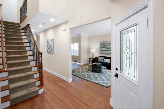 $600,000 | 215 North Hager Avenue, Barrington, IL 60010