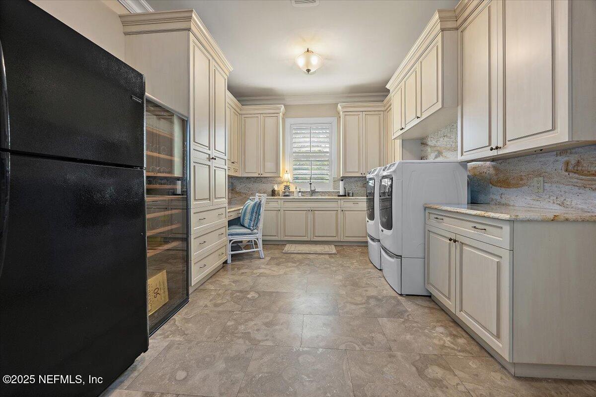 5367 Chandler Bend Road Jacksonville, FL 32224 - Photo 30 of 68 Laundry Room