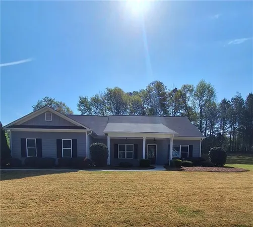 $2,400 | 110 Spetchley Way, Bogart, GA 30622