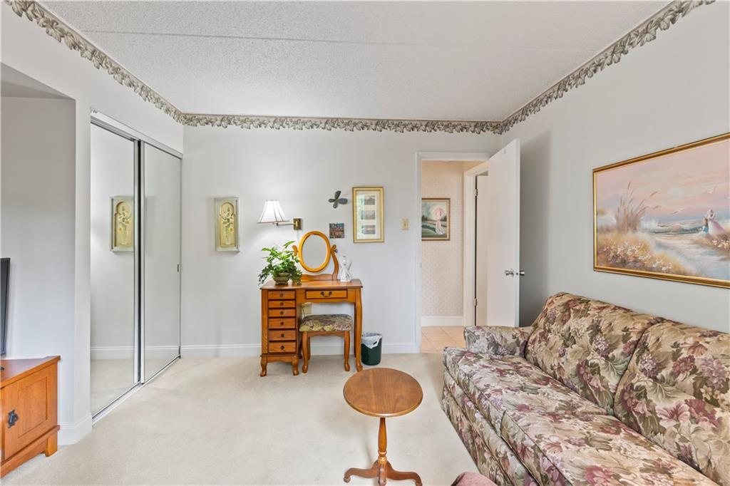 2120 Greentree Road, Unit 408E Pittsburgh, PA 15220 - Photo 20 of 30