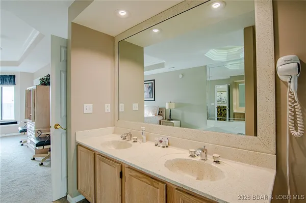 $225,000 | 15 Monterey Drive, Unit 17, Lake Ozark, MO 65049
