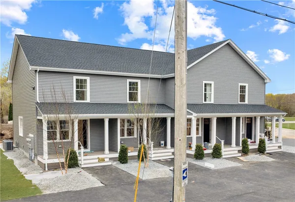 $2,700 | 1 Cottage Street, Unit C, Westerly, RI 02891