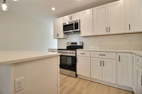 $2,700 | 1 Cottage Street, Unit C, Westerly, RI 02891
