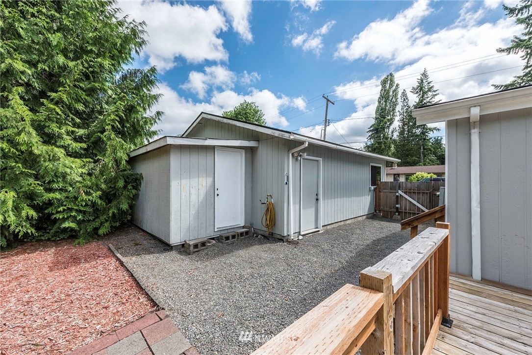 13023 175th Avenue Southeast Renton, WA 98059 - Photo 19 of 22 Gallery Image 19