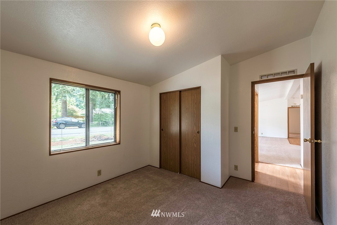 13023 175th Avenue Southeast Renton, WA 98059 - Photo 10 of 22 Gallery Image 10