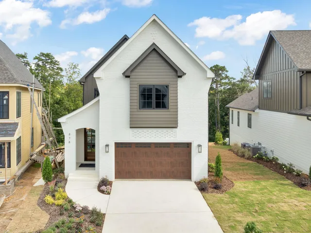 $948,000 | 878 Cranes Cp Trail, Chattanooga, TN 37405
