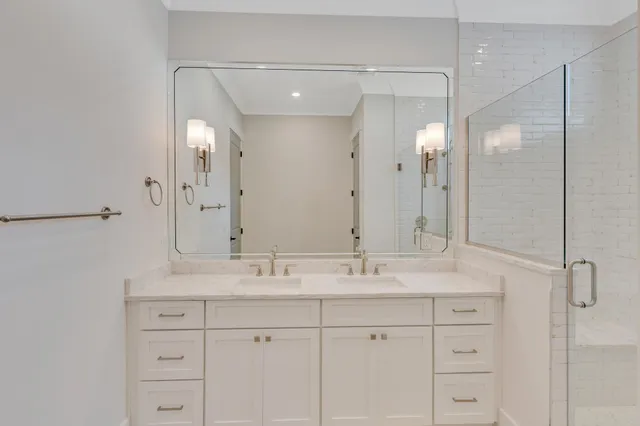 $948,000 | 878 Cranes Cp Trail, Chattanooga, TN 37405