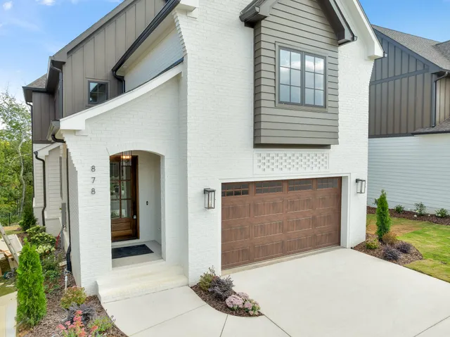 $948,000 | 878 Cranes Cp Trail, Chattanooga, TN 37405