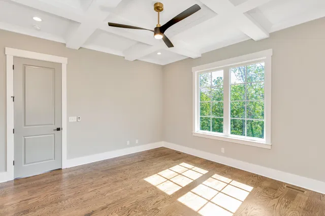 $948,000 | 878 Cranes Cp Trail, Chattanooga, TN 37405