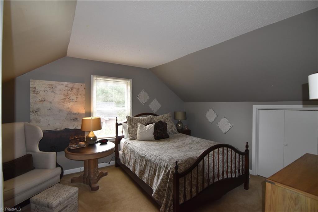 115 Circle Drive Thomasville, NC 27360 - Photo 10 of 24