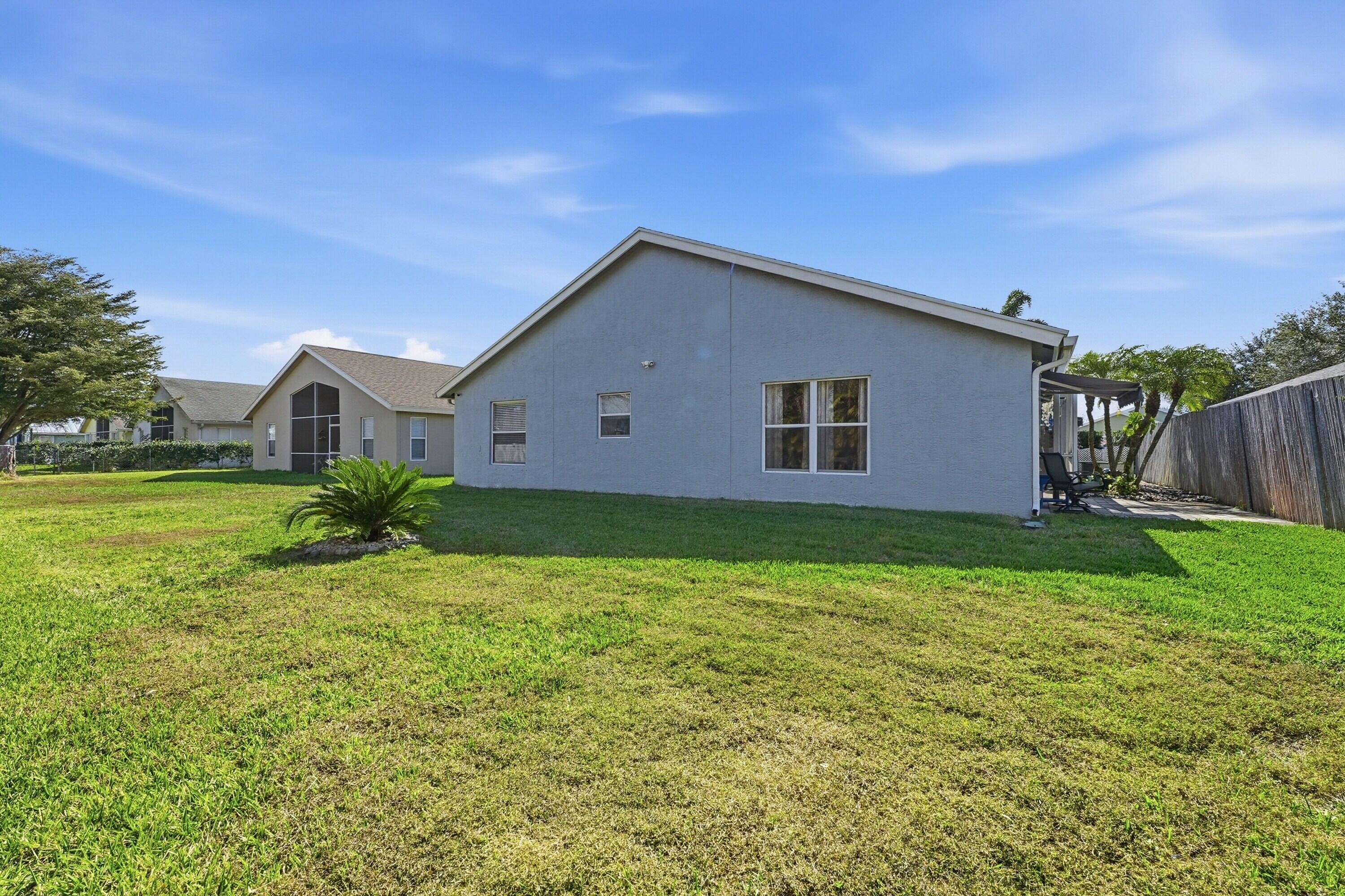 2811 Southwest Mustang Terrace Stuart, FL 34997 - Photo 40 of 52 33_dsc05879