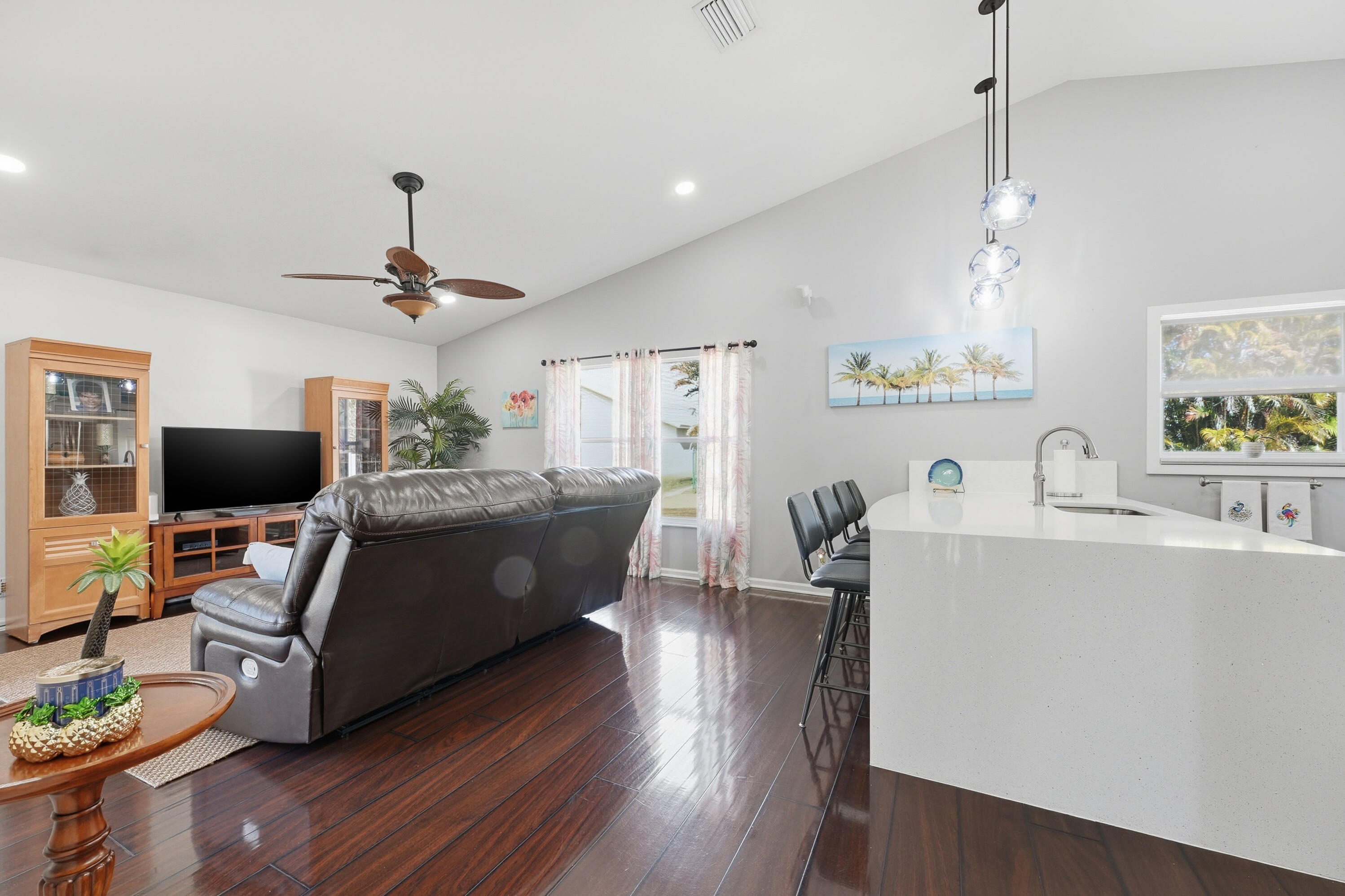 2811 Southwest Mustang Terrace Stuart, FL 34997 - Photo 8 of 52 08_dsc05759