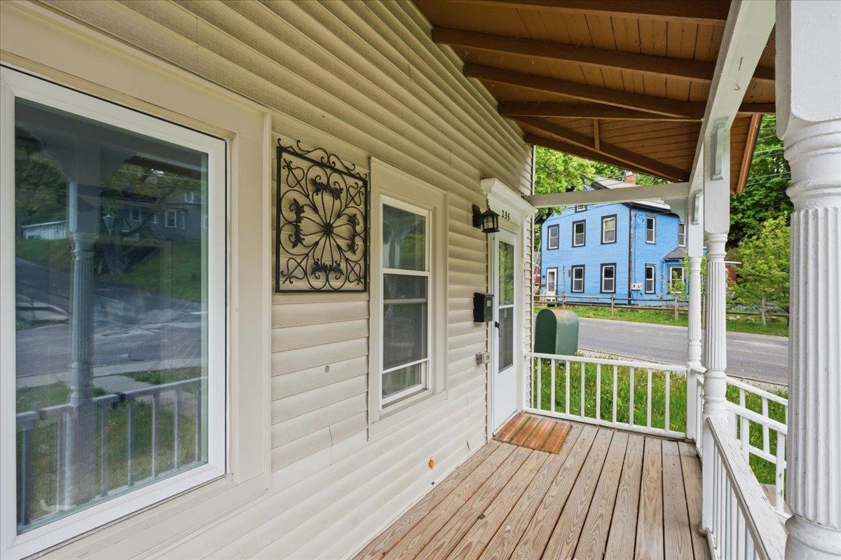 256 Union Street Bennington, VT 05201 - Photo 25 of 29
