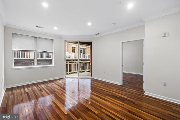 $185,000 | 23 Pierside Drive, Unit 104, Baltimore, MD 21230