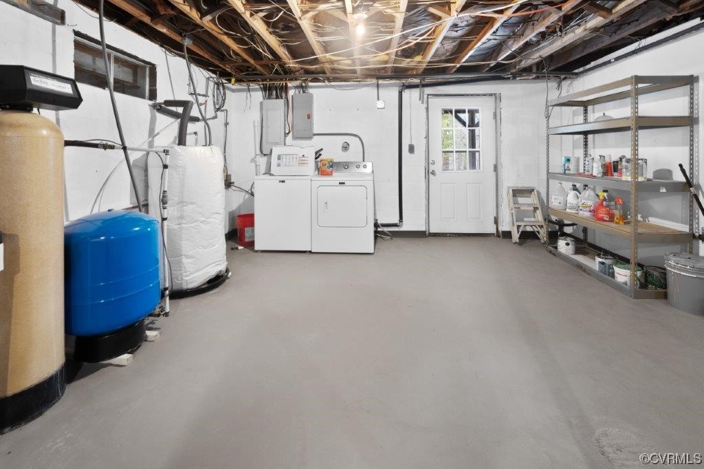 134 Ampthill Road Cartersville, VA 23027 - Photo 50 of 50 a utility room with dryer and washer
