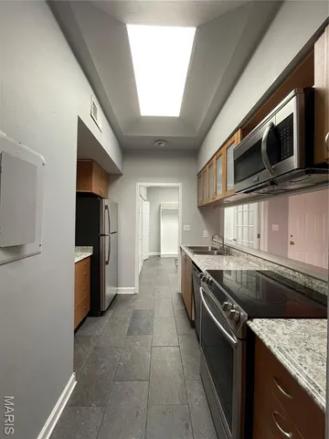 $239,000 | 5621 Waterman Boulevard, Unit 5, St. Louis, MO 63112