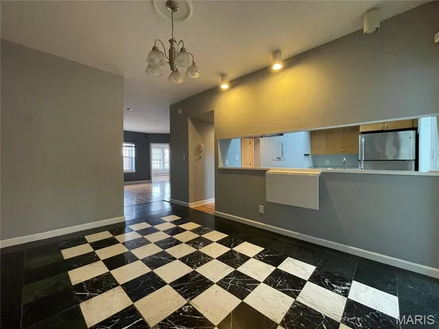 $239,000 | 5621 Waterman Boulevard, Unit 5, St. Louis, MO 63112