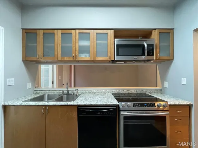 $239,000 | 5621 Waterman Boulevard, Unit 5, St. Louis, MO 63112