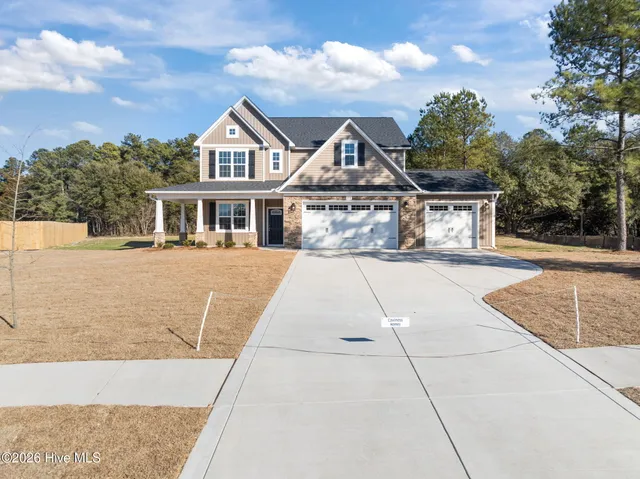$510,000 | 154 Moonlit Drive, Aberdeen, NC 28315