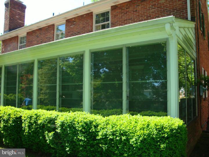 515 Rothbury Road Wilmington, DE 19803 - Photo 6 of 20 Enclosed Porch