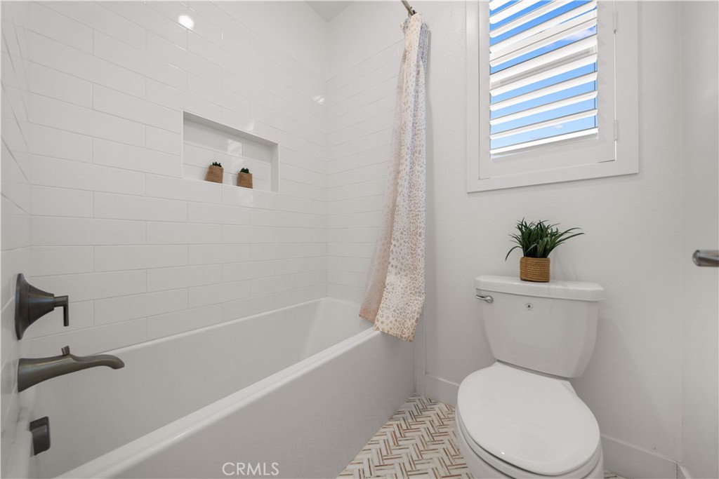 306 Treble Irvine, CA 92618 - Photo 38 of 71