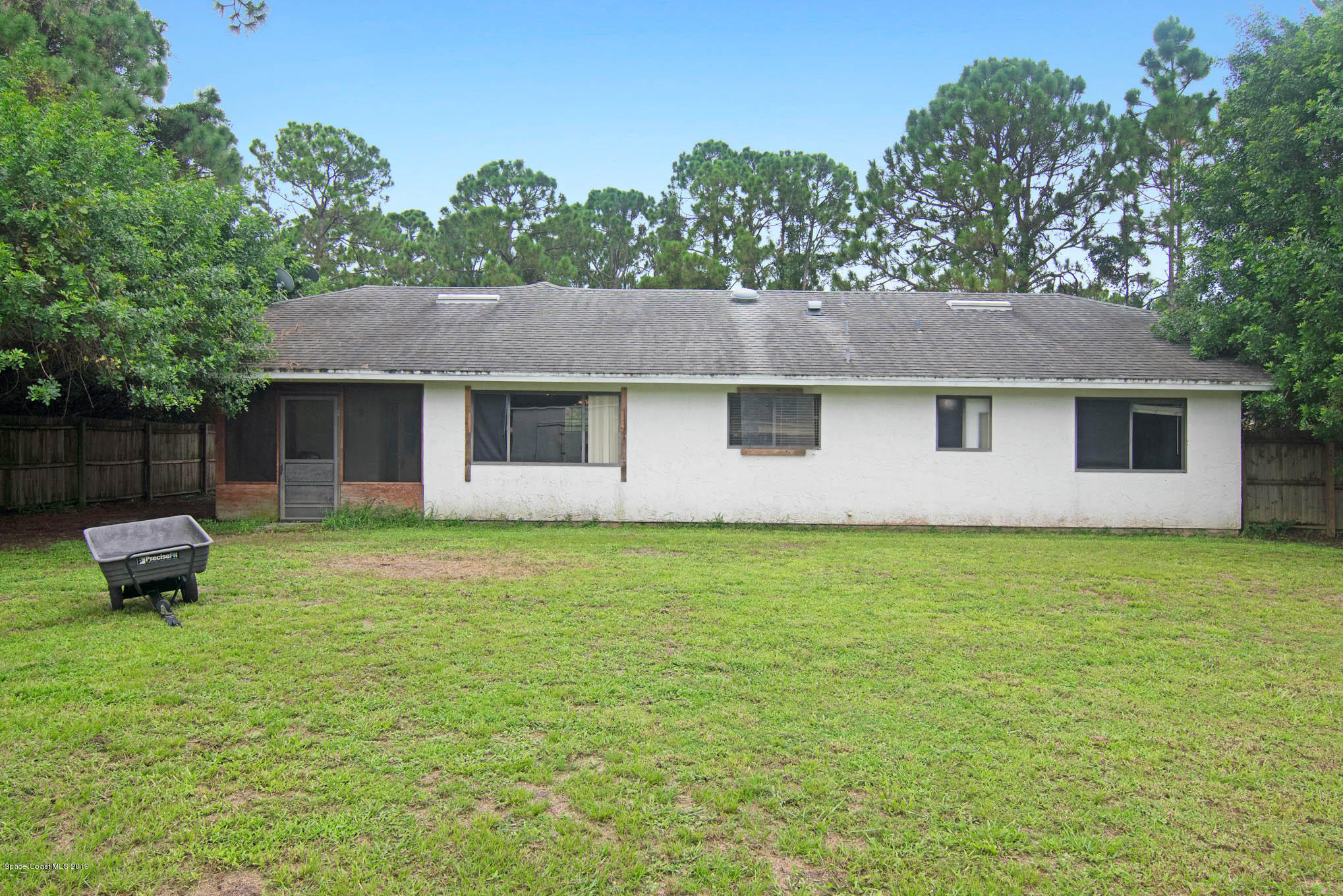 1251 Whitehurst Road Southwest Palm Bay, FL 32908 - Photo 17 of 22 DSC_0136
