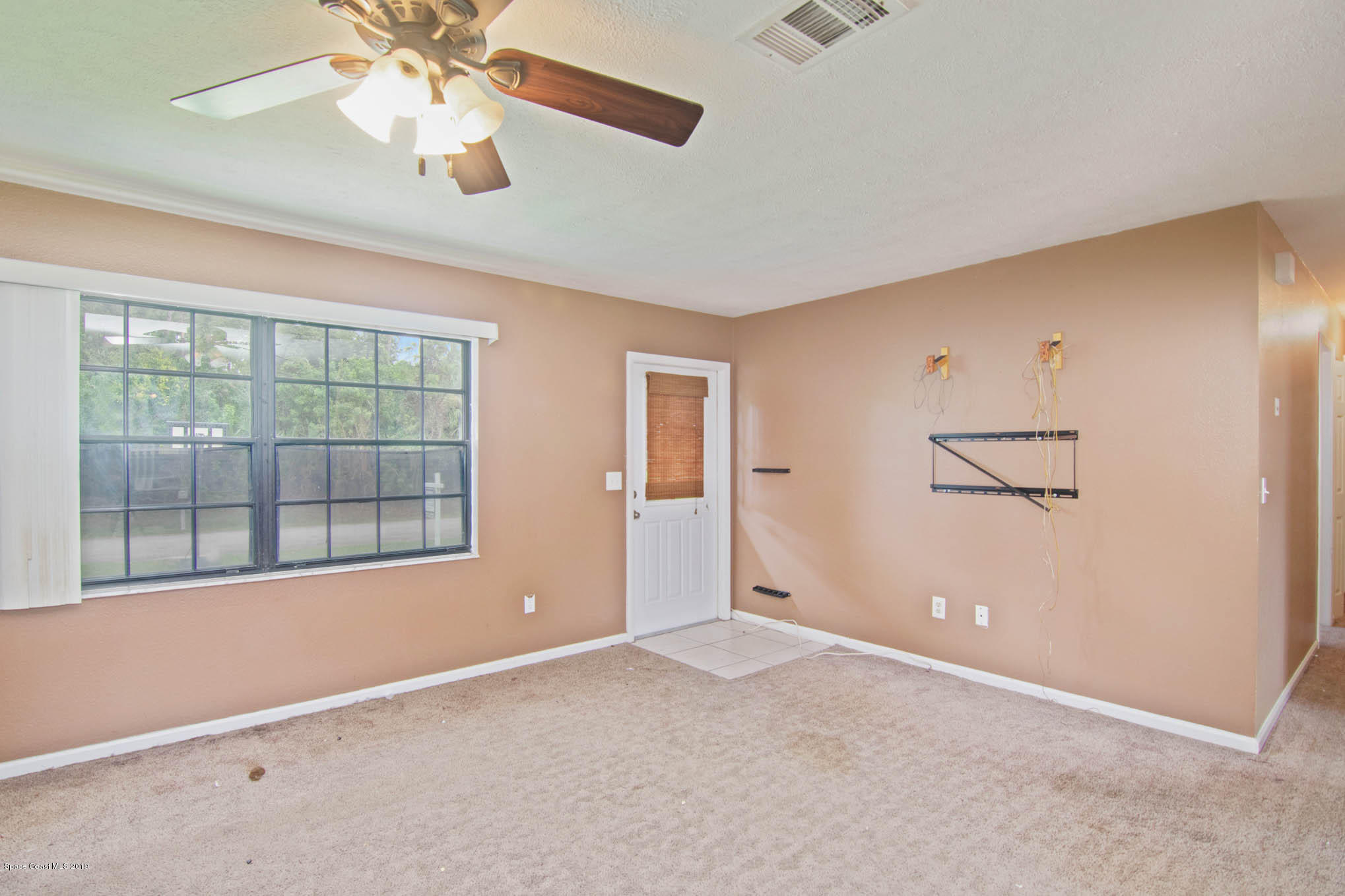 1251 Whitehurst Road Southwest Palm Bay, FL 32908 - Photo 4 of 22 DSC_0108_9