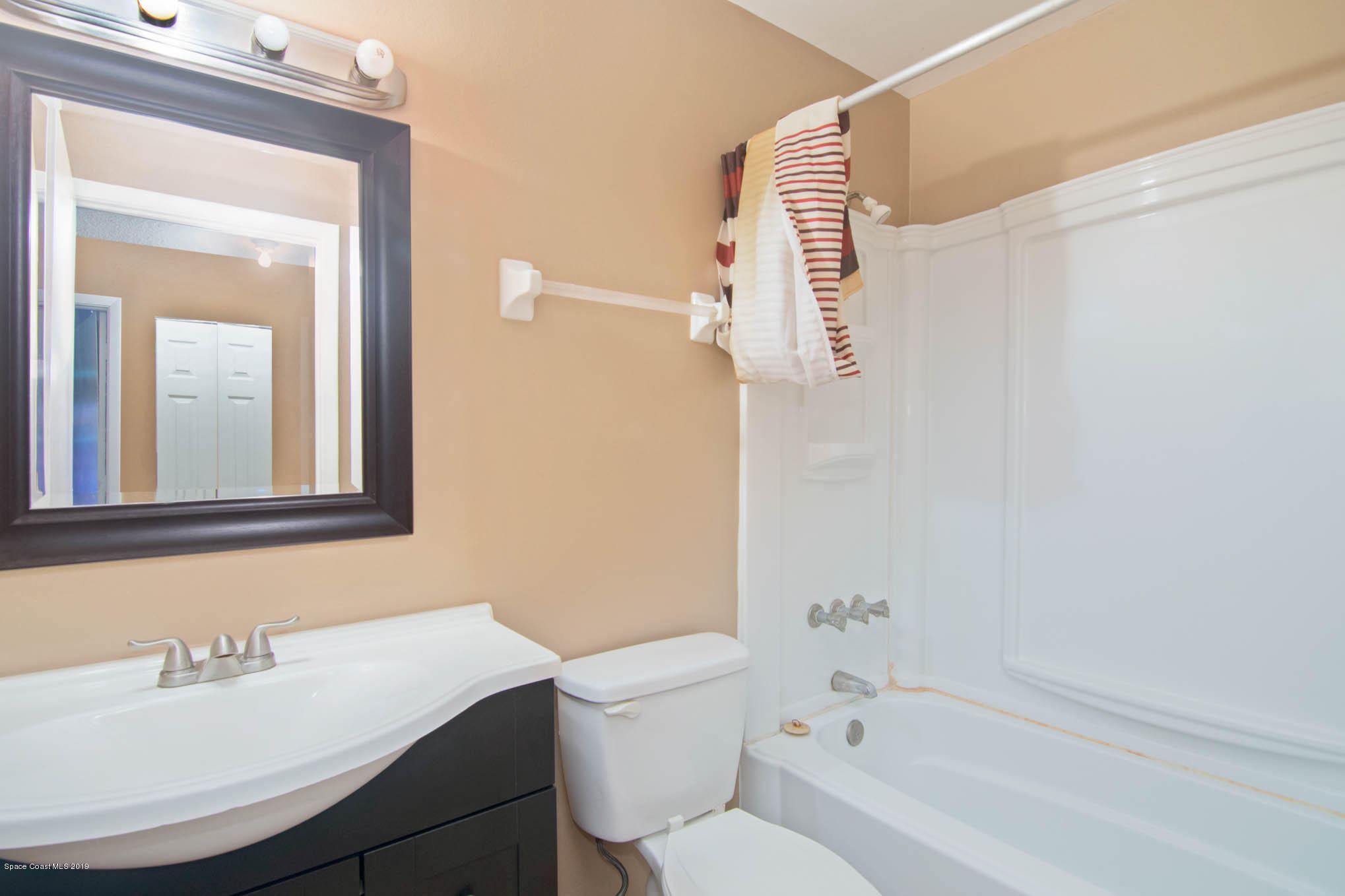 1251 Whitehurst Road Southwest Palm Bay, FL 32908 - Photo 10 of 22 DSC_0130_1