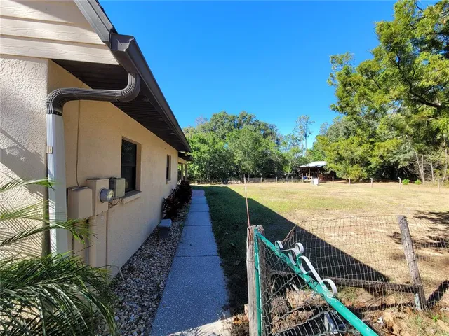 $2,650 | 37515 Phelps Road, Zephyrhills, FL 33541