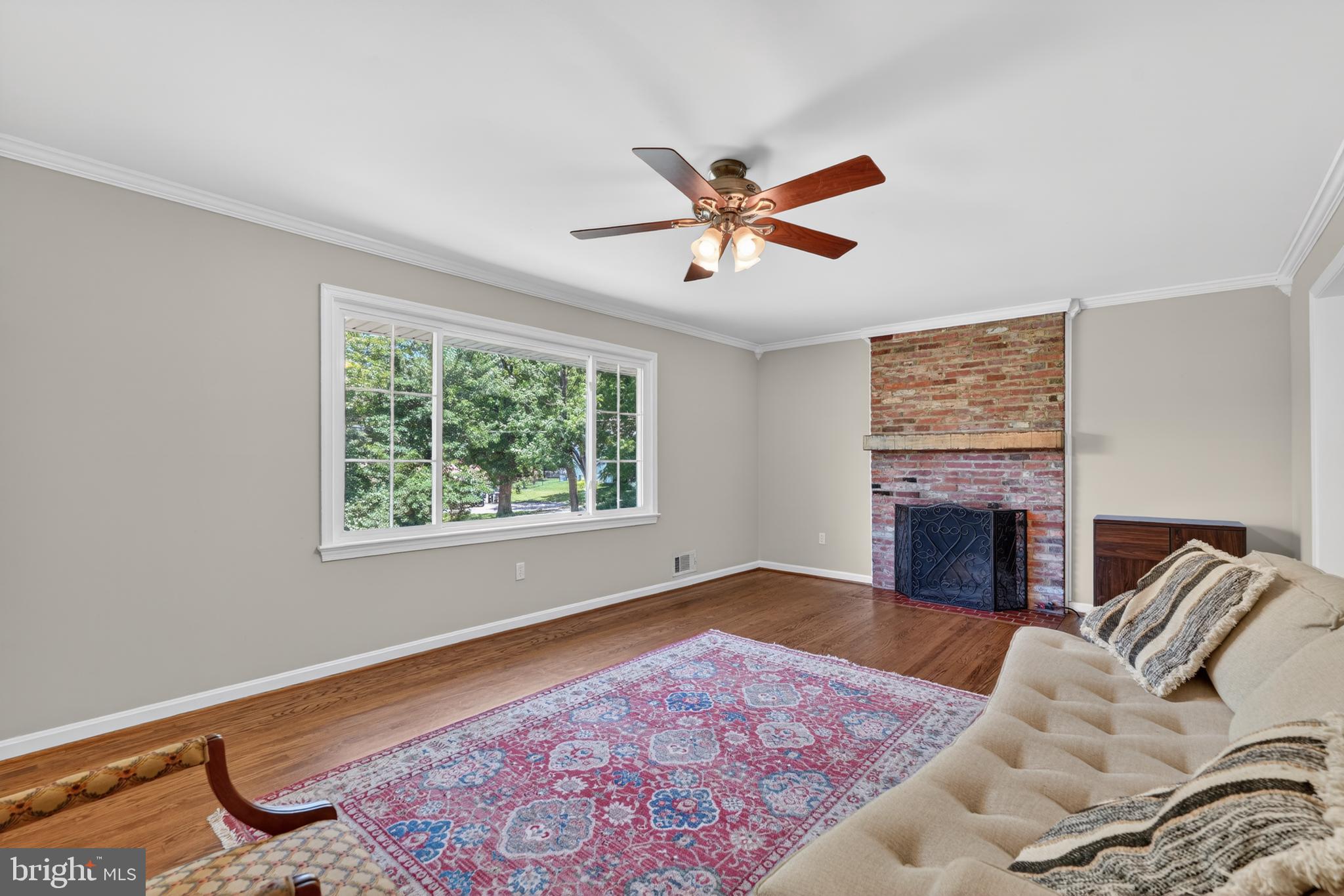 6727 Newington Road Lorton, VA 22079 - Photo 8 of 51