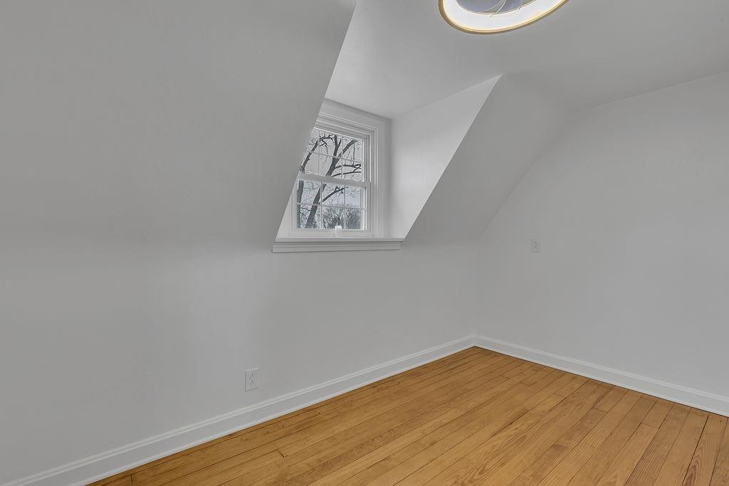 6097 Tuscarawas Road Industry, PA 15052 - Photo 25 of 42