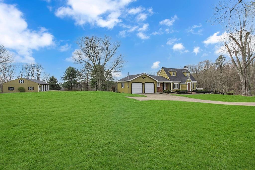 6097 Tuscarawas Road Industry, PA 15052 - Photo 3 of 42