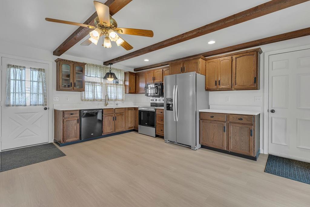 6097 Tuscarawas Road Industry, PA 15052 - Photo 5 of 42