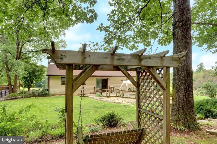 7238 Spring Road New Bloomfield, PA 17068 - Photo 38 of 55 Trellis w/Swing
