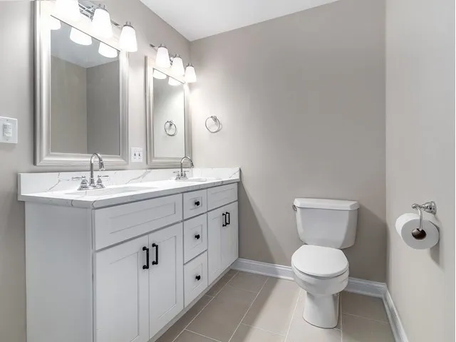 $398,400 | 50 East 26th Street, Unit 406, Chicago, IL 60616