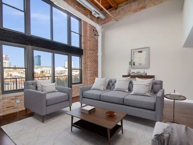 $398,400 | 50 East 26th Street, Unit 406, Chicago, IL 60616