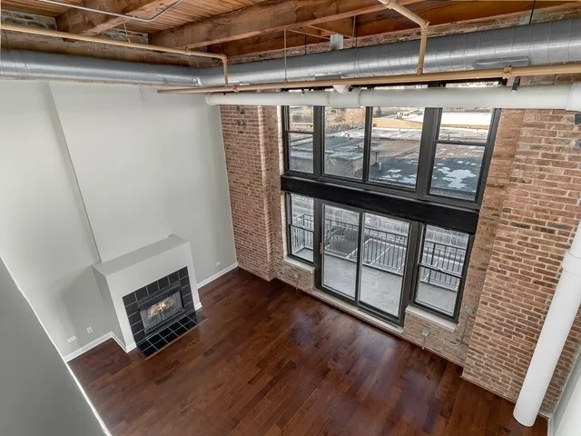 $398,400 | 50 East 26th Street, Unit 406, Chicago, IL 60616
