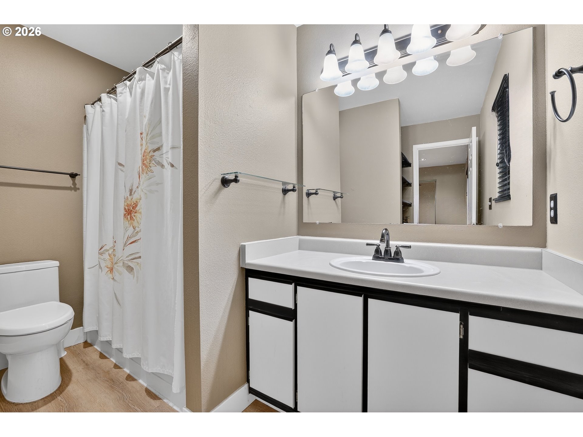 7169 Southwest Sagert Street, Unit 107 Tualatin, OR 97062 - Photo 19 of 33