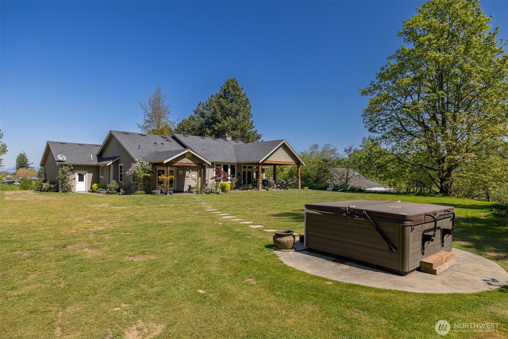 395 East Hemmi Road Lynden, WA 98264 - Photo 4 of 40 Gallery Image 4