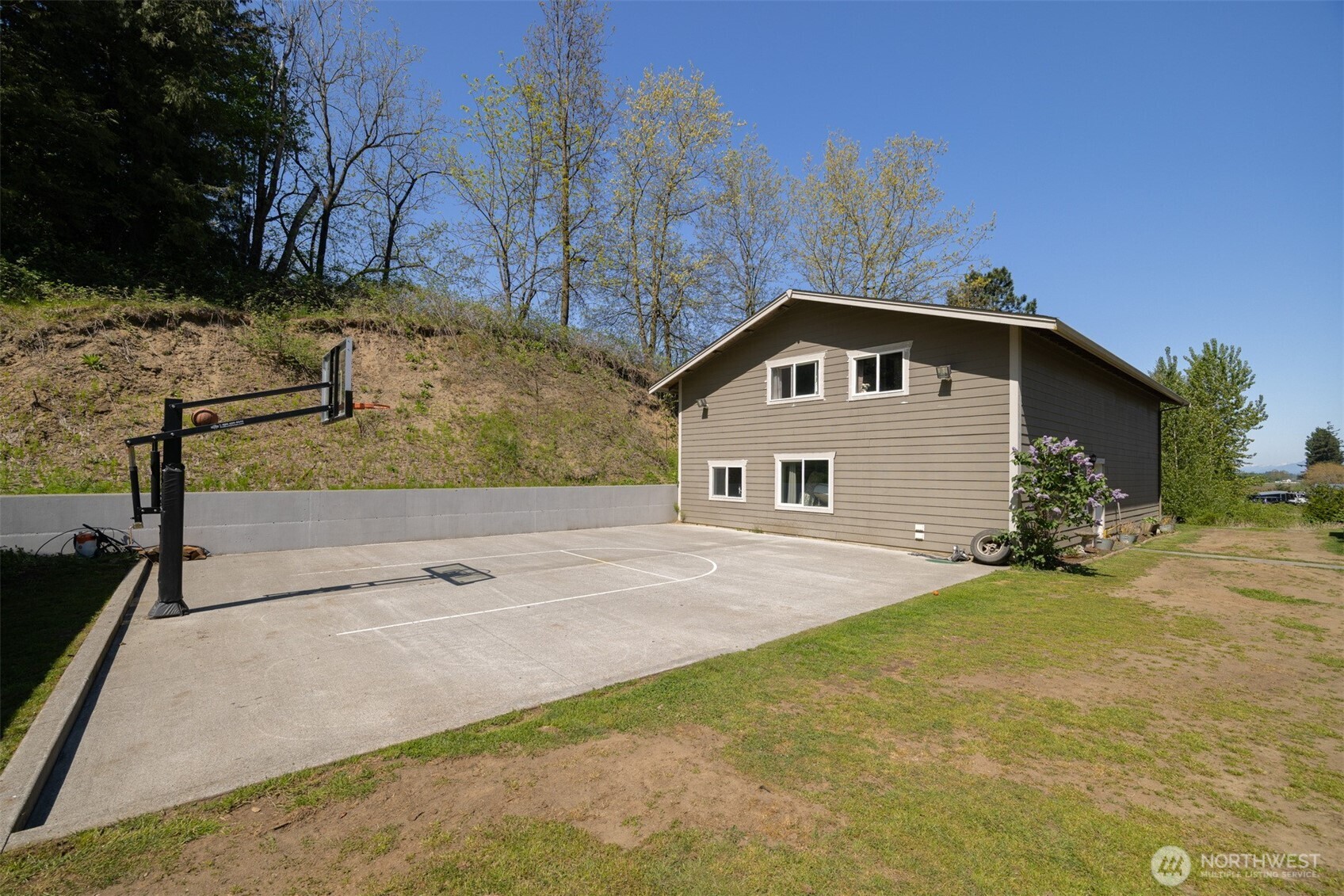 395 East Hemmi Road Lynden, WA 98264 - Photo 5 of 40 Gallery Image 5