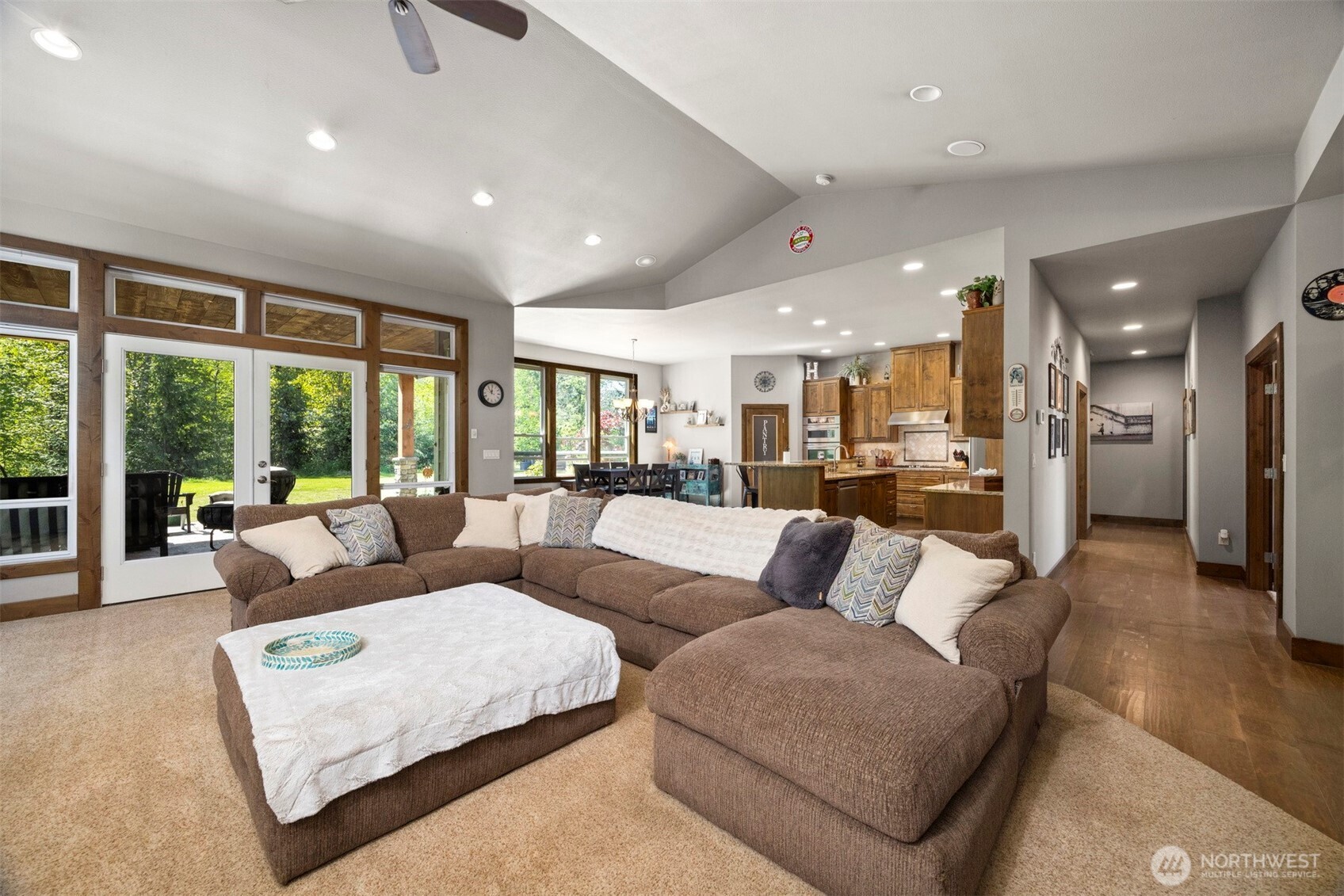 395 East Hemmi Road Lynden, WA 98264 - Photo 8 of 40 Gallery Image 8