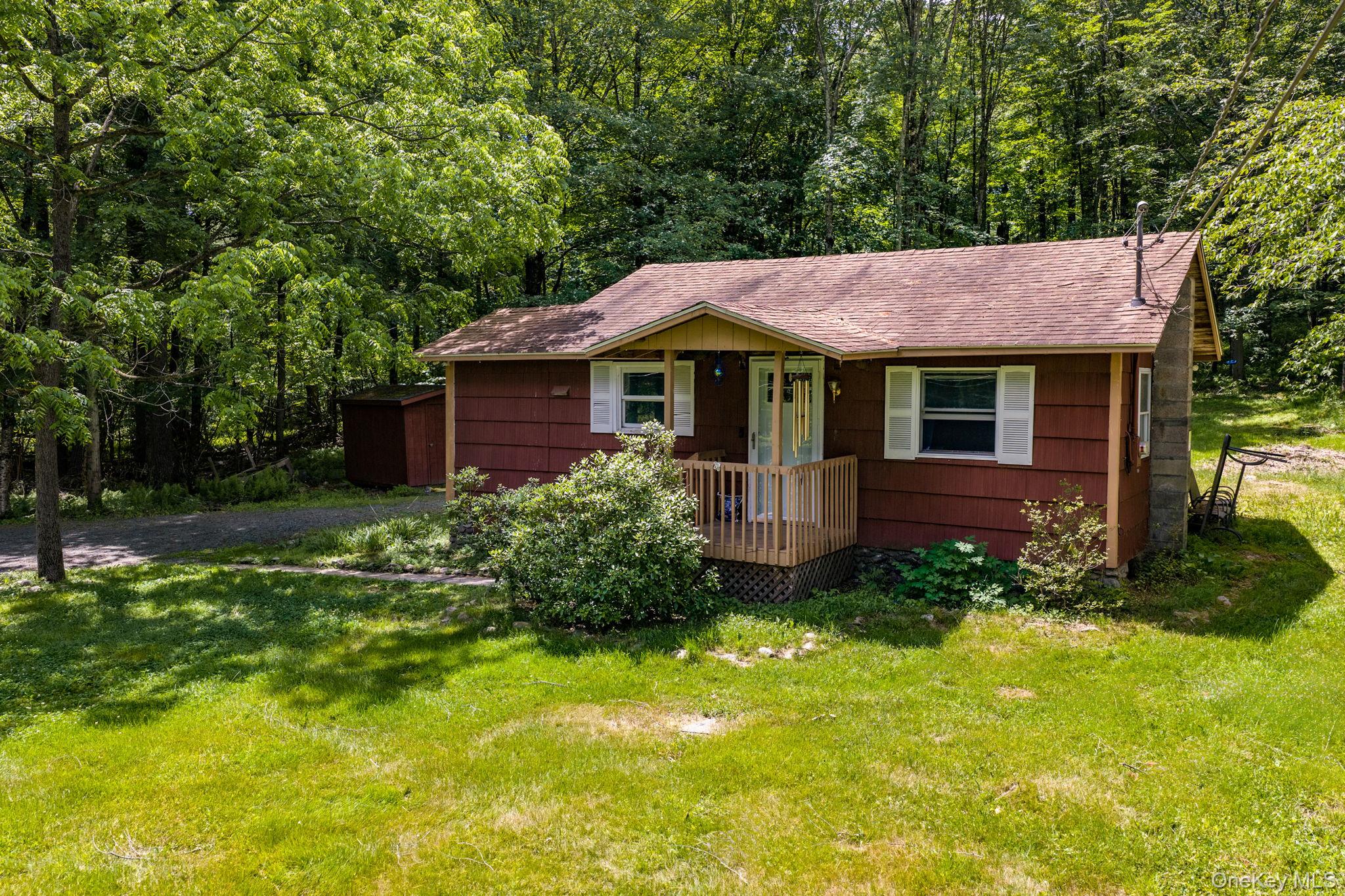 570 Brown Road Ellenville, NY 12428 - Photo 4 of 33