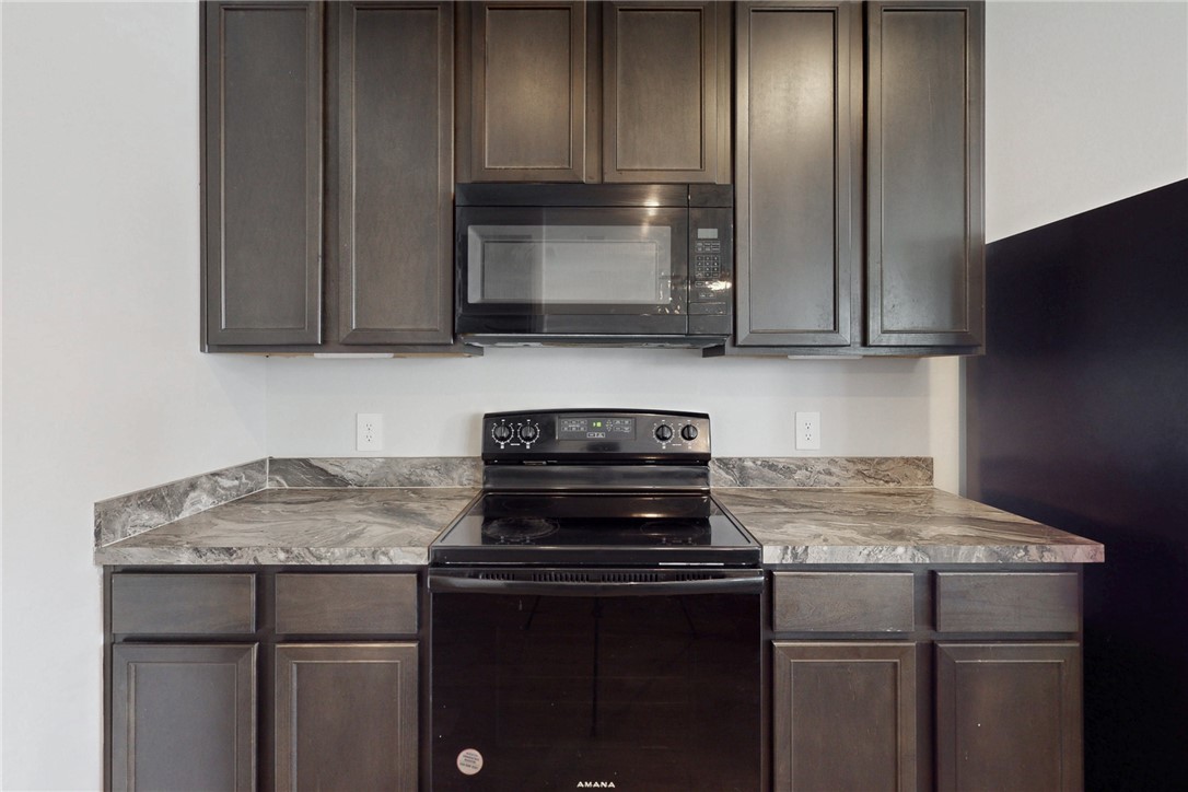 968 Rice Drive Bryan, TX 77803 - Photo 7 of 28 Gallery Image 7