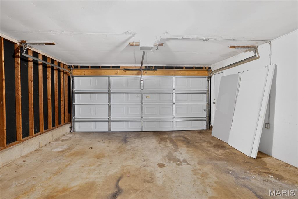 11874 Beckett Fall Road Florissant, MO 63033 - Photo 9 of 34