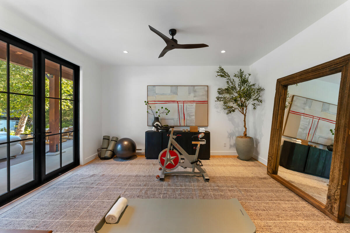2243 Las Canoas Road Santa Barbara, CA 93105 - Photo 25 of 37 25 _ROY1827