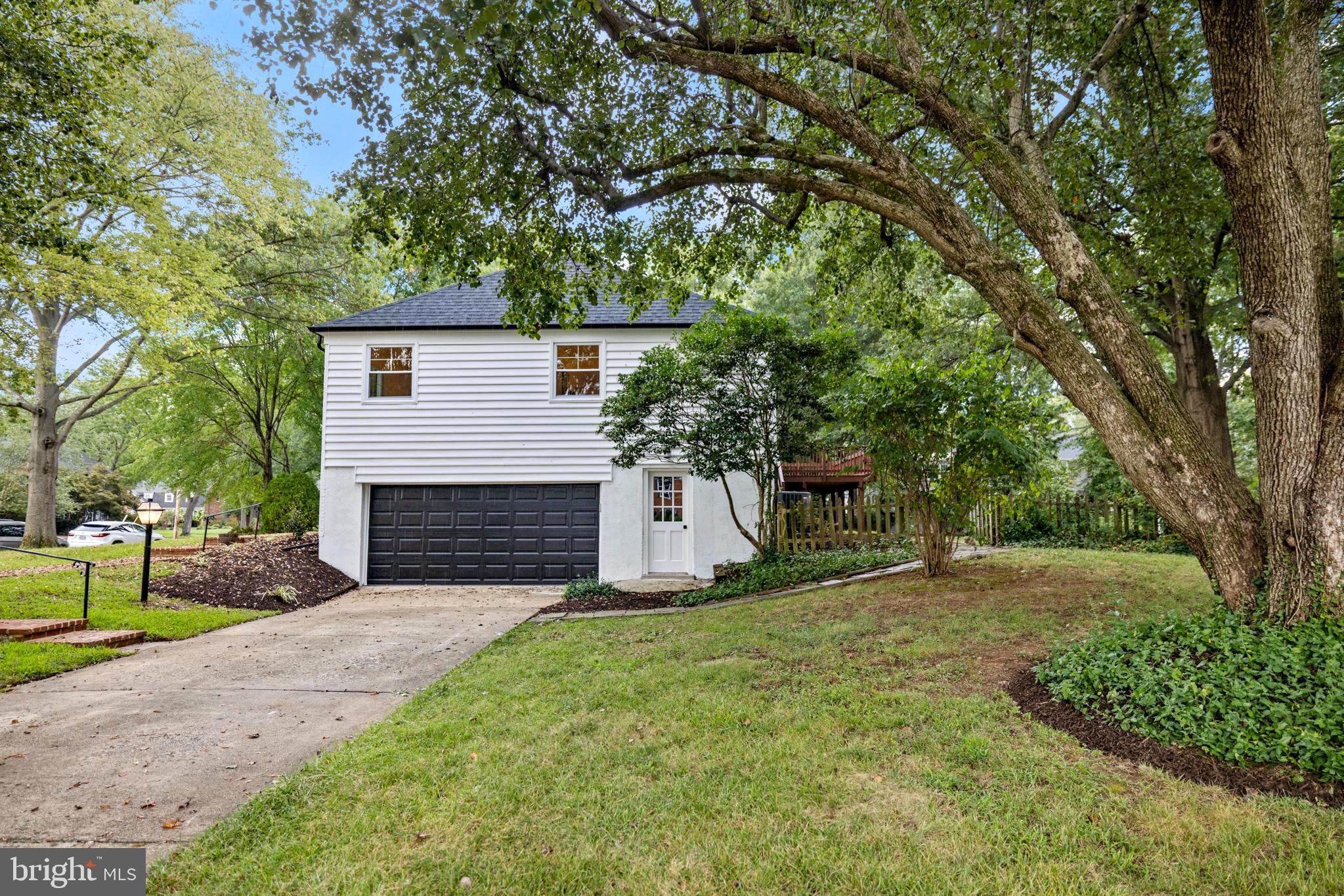 4207 Scotland Road Alexandria, VA 22309 - Photo 5 of 41