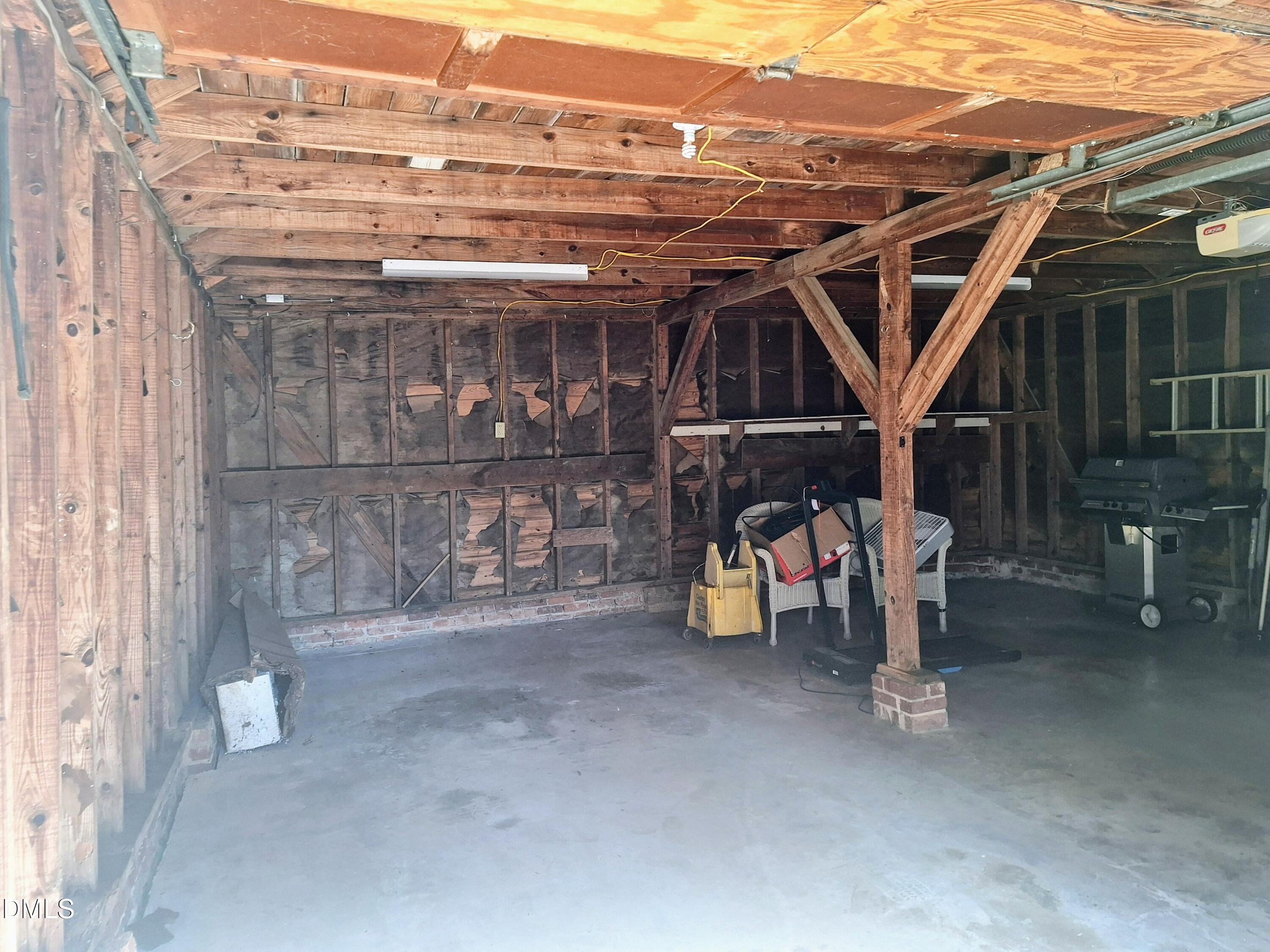 6119 North Roxboro Street Durham, NC 27712 - Photo 34 of 49 garage bays 1_2