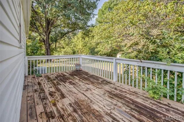 $130,000 | 214 Union Hill Road, Fairview Heights, IL 62208