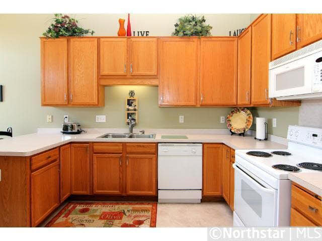 7436 Brady Path Inver Grove Heights, MN 55076 - Photo 7 of 18 Gallery Image 7